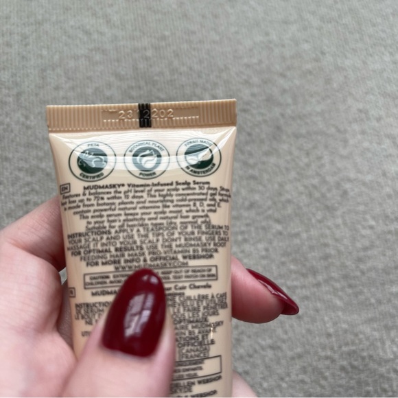 MudMasky Vitamin-Infused Scalp Serum - Picture 6 of 7